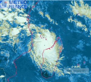 Image satellite d'Hellen le dimanche 30 mars 2014 à 15 heures, heure de Mayotte