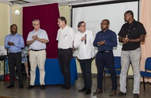 Action logement: Les 9 membres du comité de Mayotte accompagnés de Jean-Baptiste Dolci, le vice-président national
