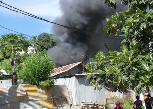 Incendie dans une case du village de Majicavo koropa