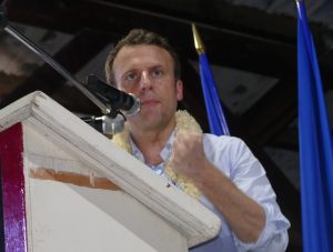 Emmanuel Macron lors du meeting à Labattoir le 27 mars 2017