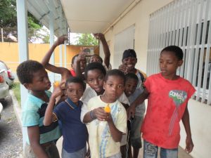 Un effectif de travailleurs sociaux à la hauteur du nombre important d'enfants sur l'île