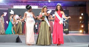 Miss Mayotte 2017 Vanylle Emasse après son couronnement