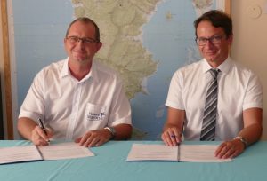 Signature de la convention entre Météo France et Hawa Mayotte