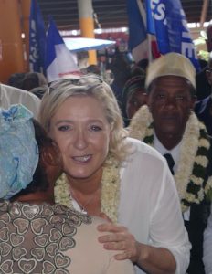 Marine Le Pen à Mayotte en 2016